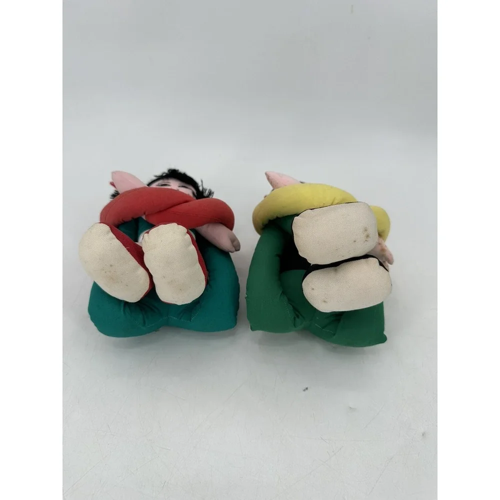 VTG Pair of Sitter Kneeler Dolls Chinese Hong Kong Cloth Girl And Boy Long Limbs